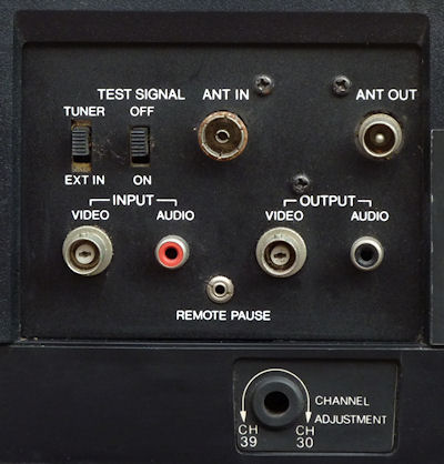 Sanyo Betamax VTC-5150 rear connectors